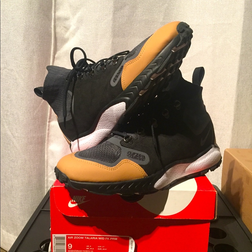NIKE TALARIA MID FK PRM